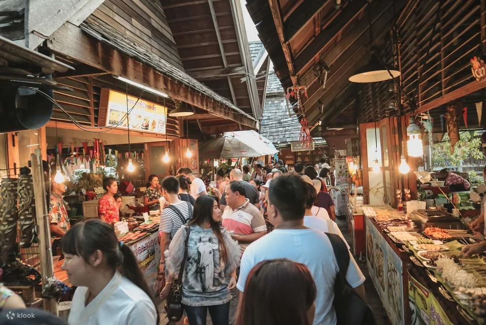 Cách Đi Chợ Nổi Bốn Miền Pattaya Từ Trung Tâm Thành Phố 